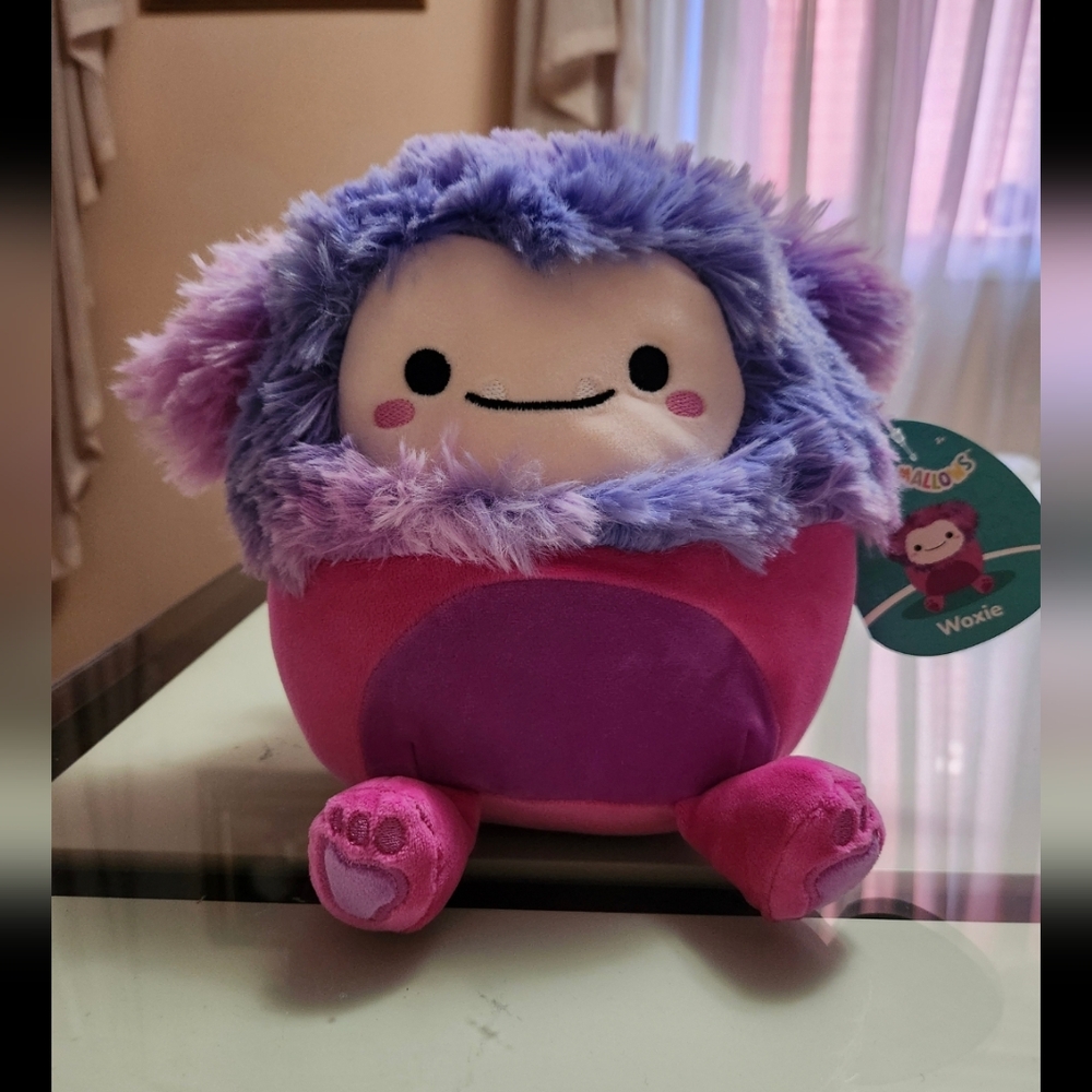 👣Woxie Squishmallow👣
